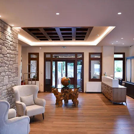 Hotel Nevros And 4*