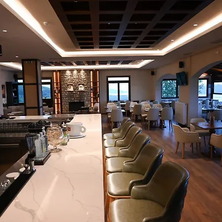Hotel Nevros And Neochori (Karditsa)