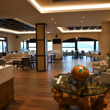 Hotel Nevros And 4*