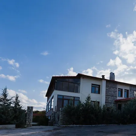Nevros And Hotel Neochori (Karditsa)