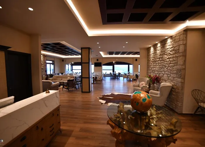 Nevros And Limni Plastira Hotel 4*