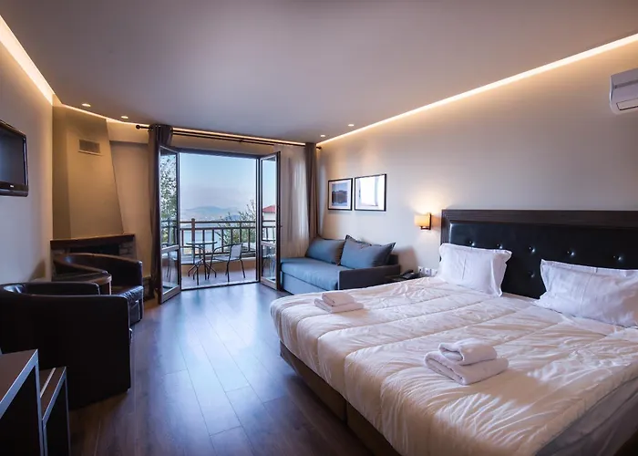 Hotel Nevros And Limni Plastira