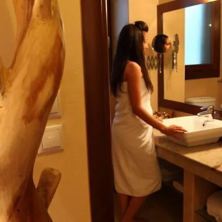 Hotel Nevros And Limni Plastira 4*