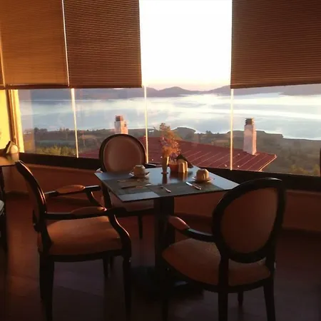 Hotel Nevros And Limni Plastira
