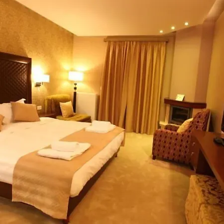 Hotel Nevros And Limni Plastira Neochori (Karditsa)