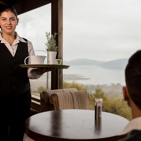 Nevros And Limni Plastira Szálloda Neohóri