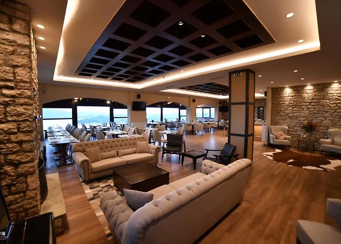 Nevros And Limni Plastira Szálloda Neohóri