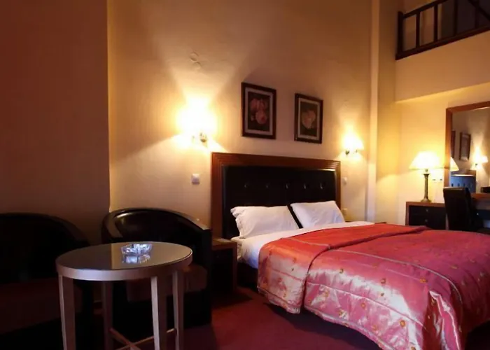 Nevros And Limni Plastira 4*