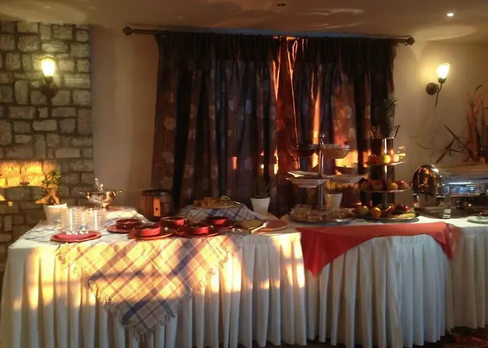 Nevros And Limni Plastira 4* Neohóri